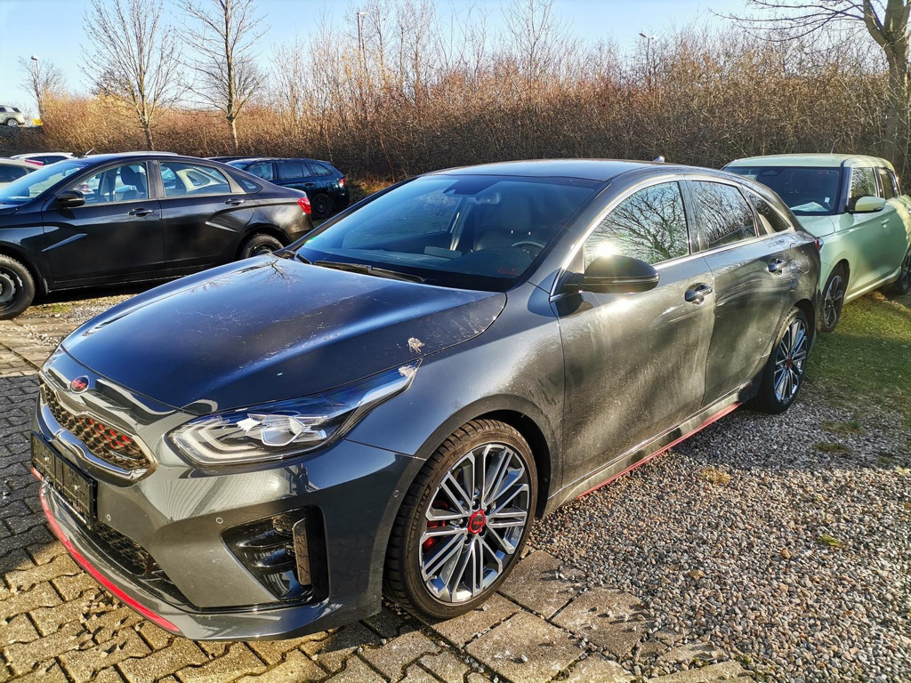 Kia ProCeed