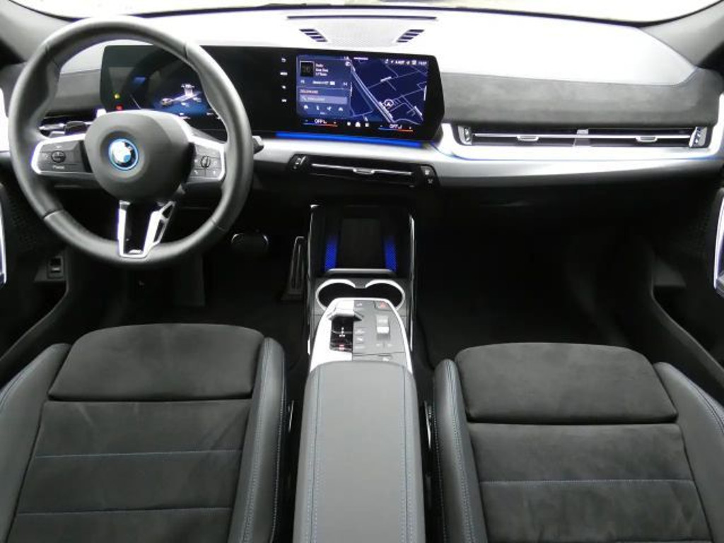 BMW iX2