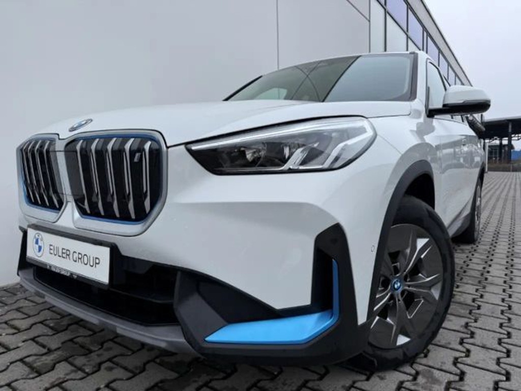 BMW iX1 xDrive