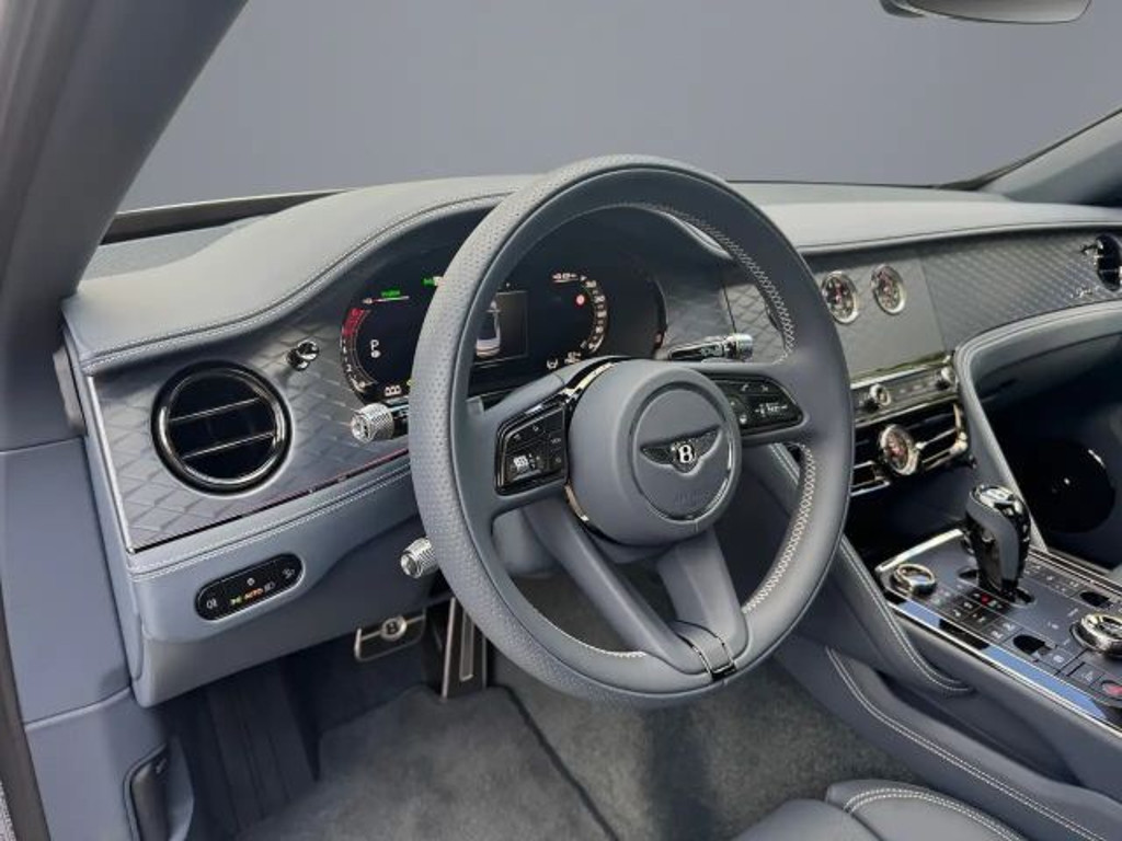 Bentley Flying Spur V8 Hybrid