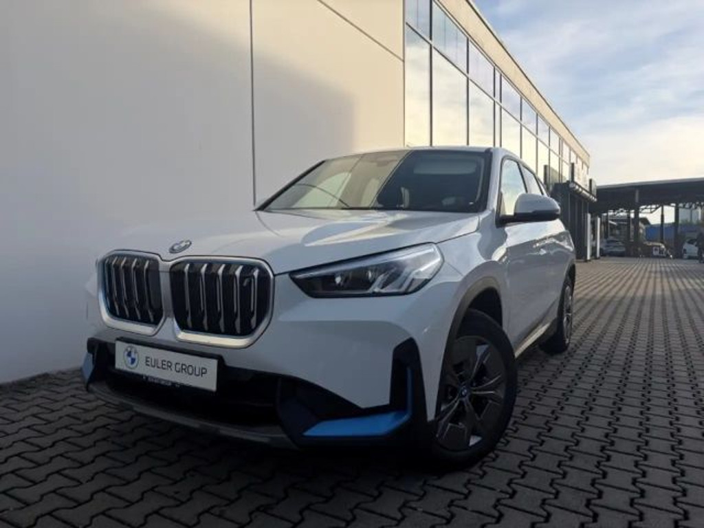 BMW iX1 xDrive