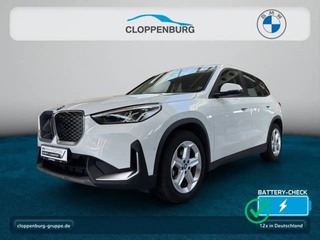 BMW iX1 xDrive30