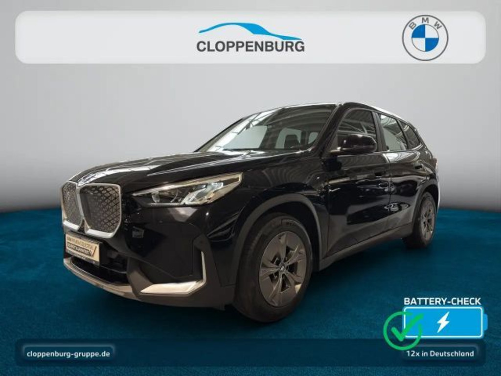 BMW iX1 xDrive30