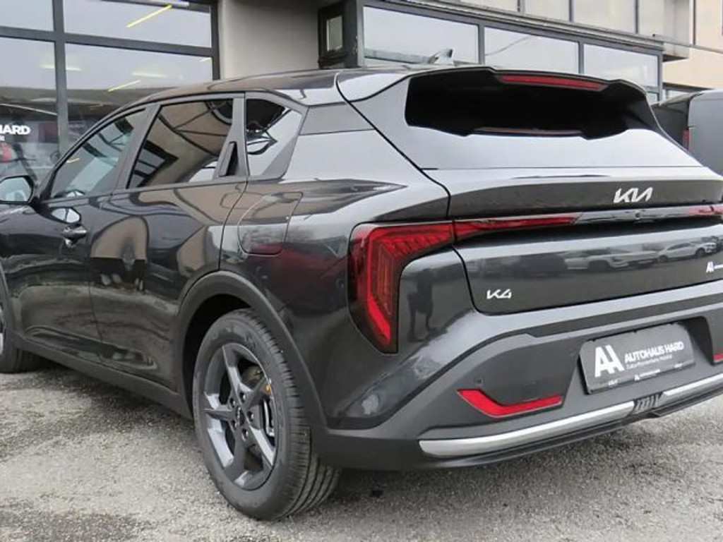 Kia K4