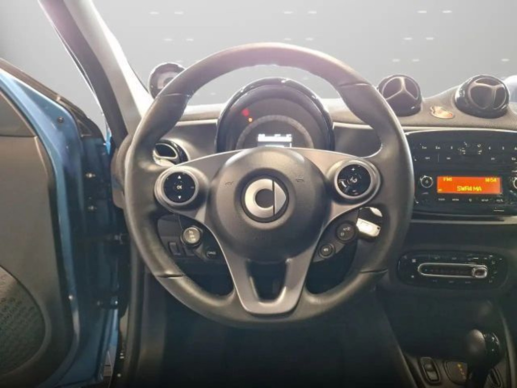 Smart EQ forfour