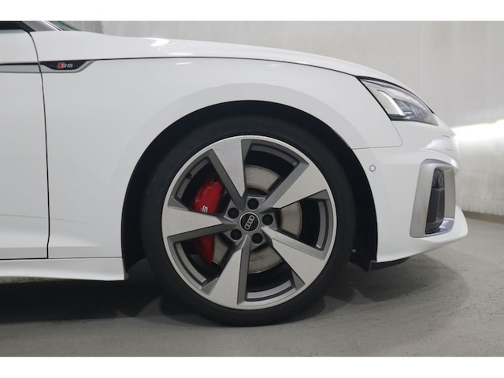 Audi S5