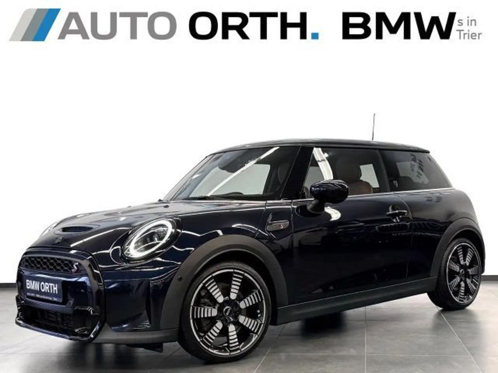 Mini Cooper S SP-AUT. LEDER HUD PANO RFK DRIVASS h/k
