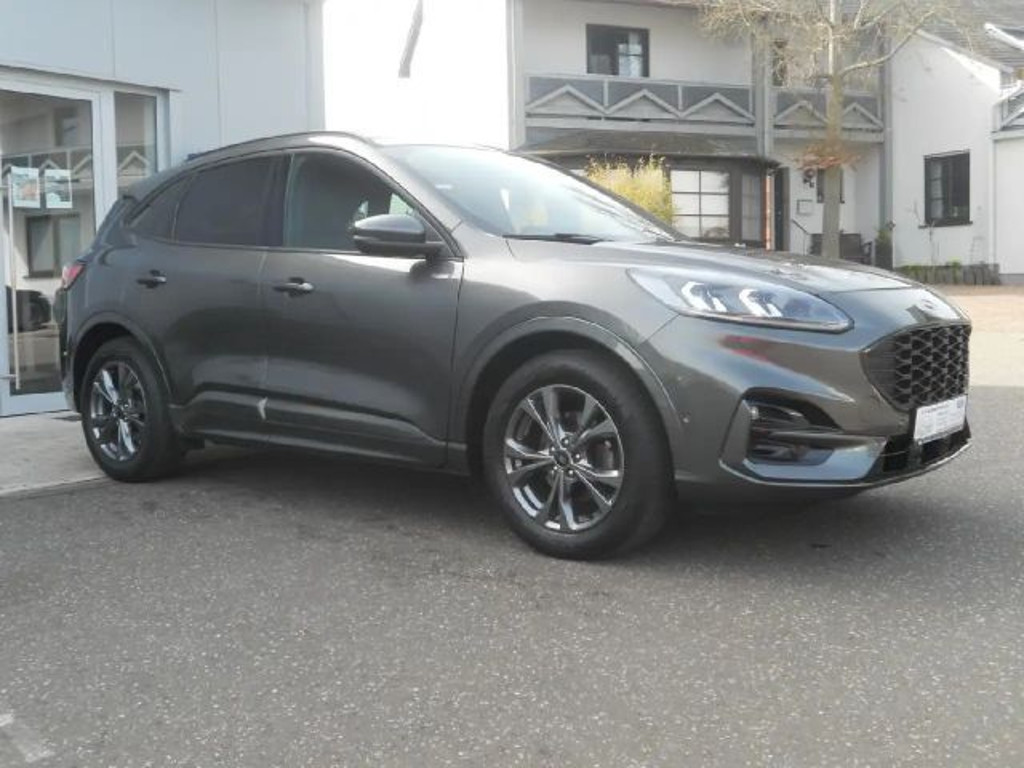 Ford Kuga ST Line Hybrid