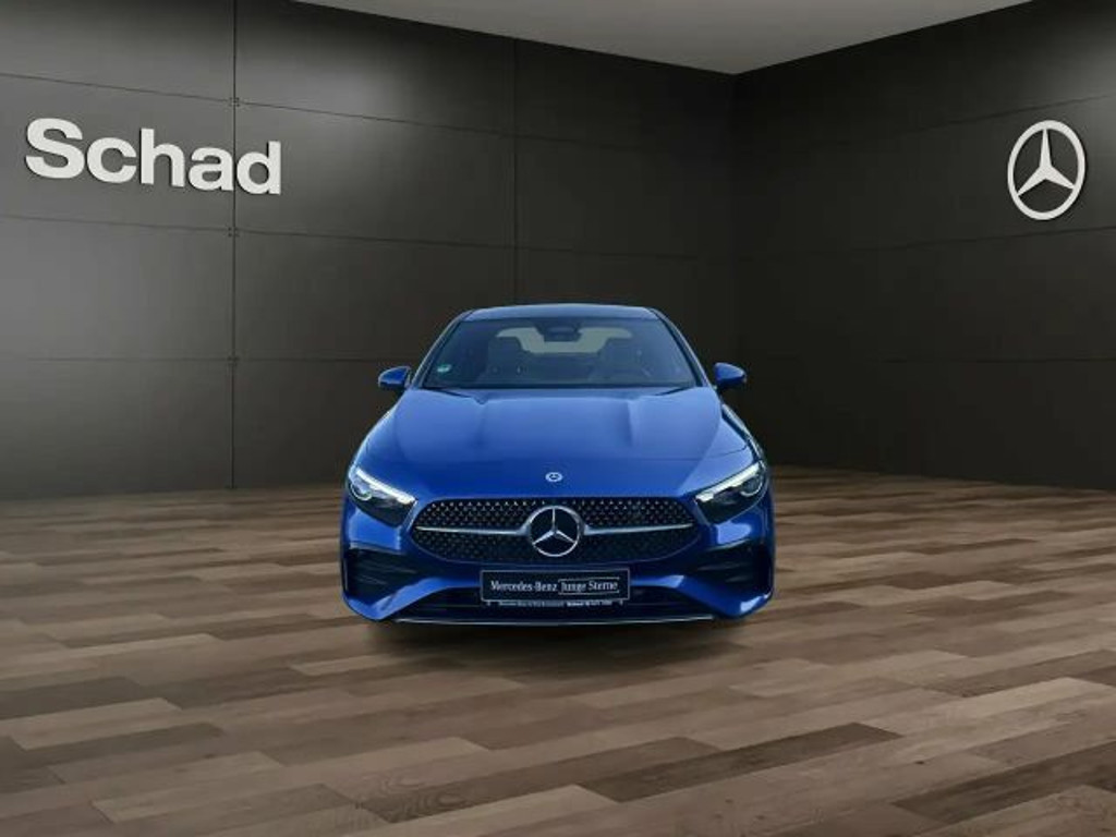 Mercedes-Benz A-Klasse A 220 4MATIC AMG Line