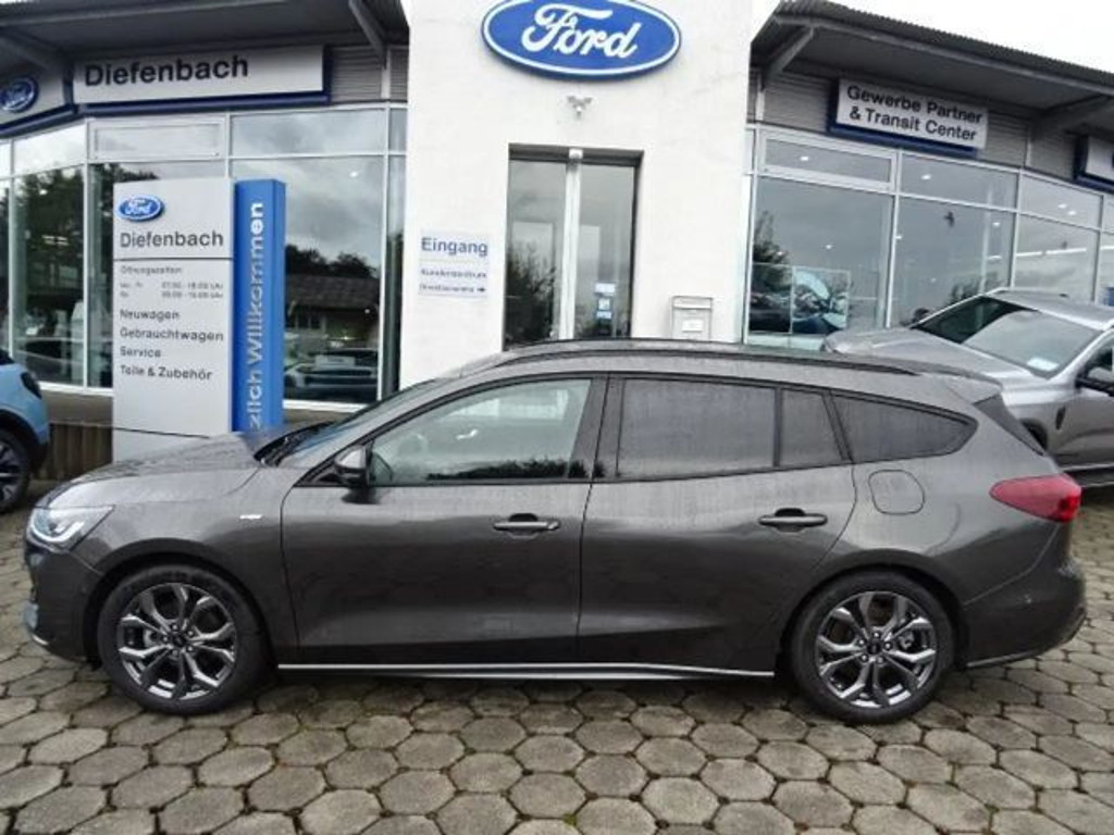 Ford Focus EcoBoost Wagon ST Line