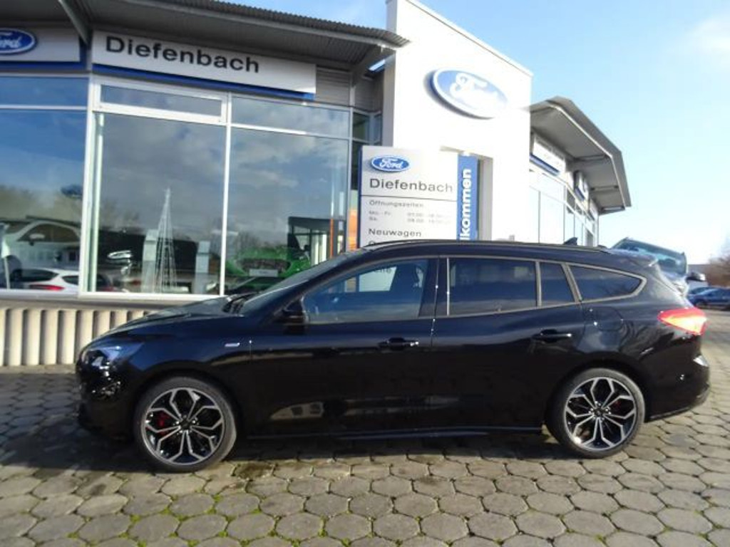 Ford Focus EcoBoost Wagon ST Line