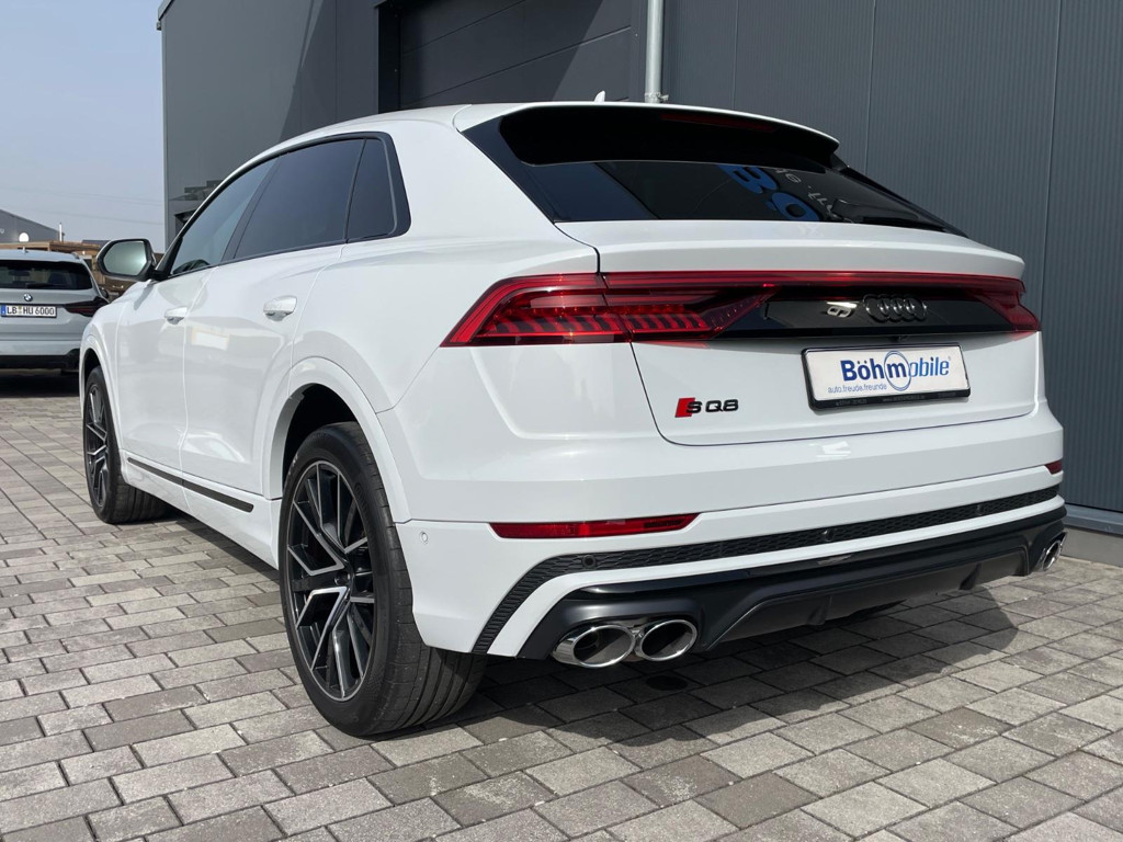 Audi SQ8