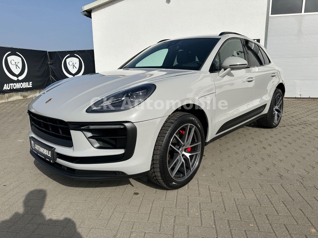 Porsche Macan S