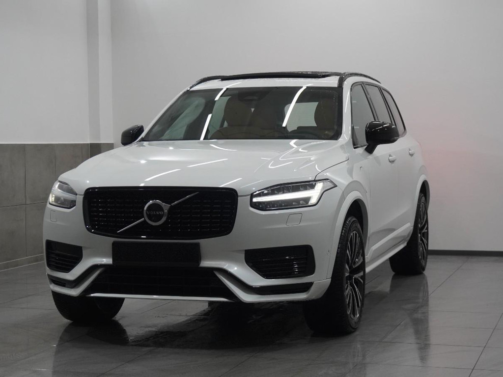 Volvo XC90 T8 Ultimate Dark