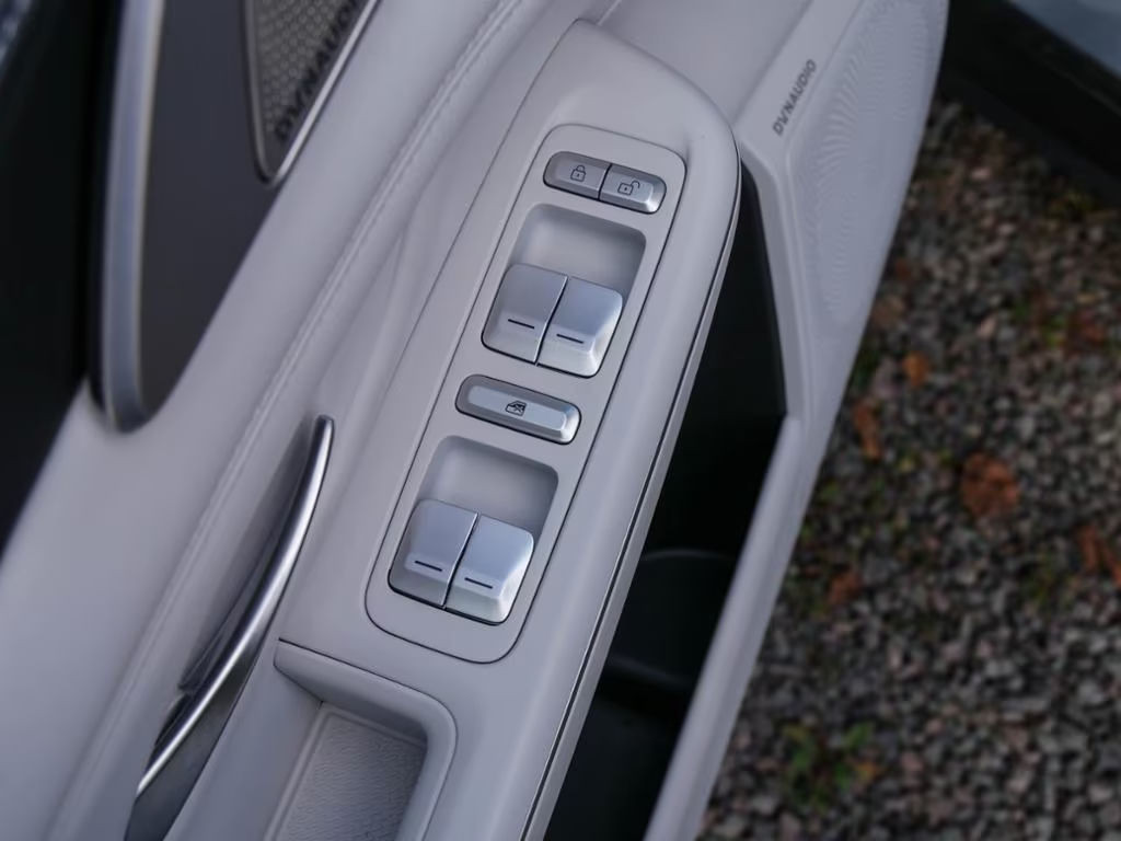Xpeng G9