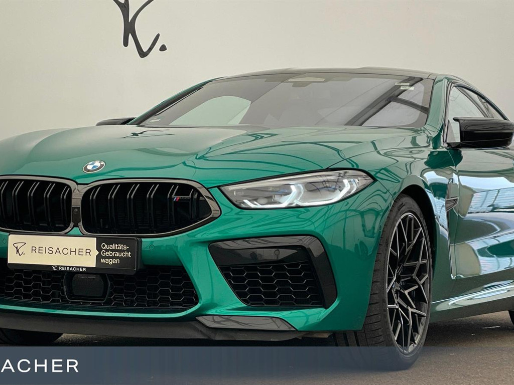 BMW M8 xDrive Coupé Sedan