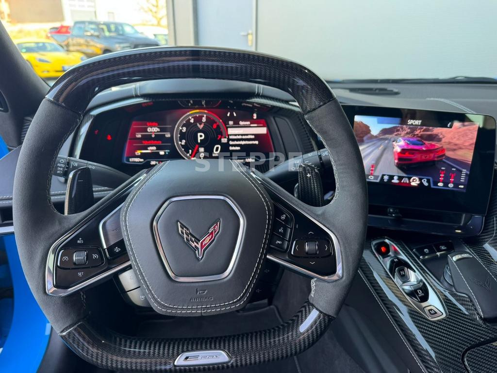 Corvette C8