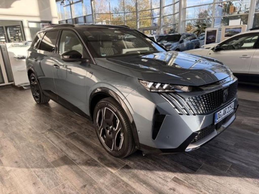 Peugeot E-5008 GT-Line