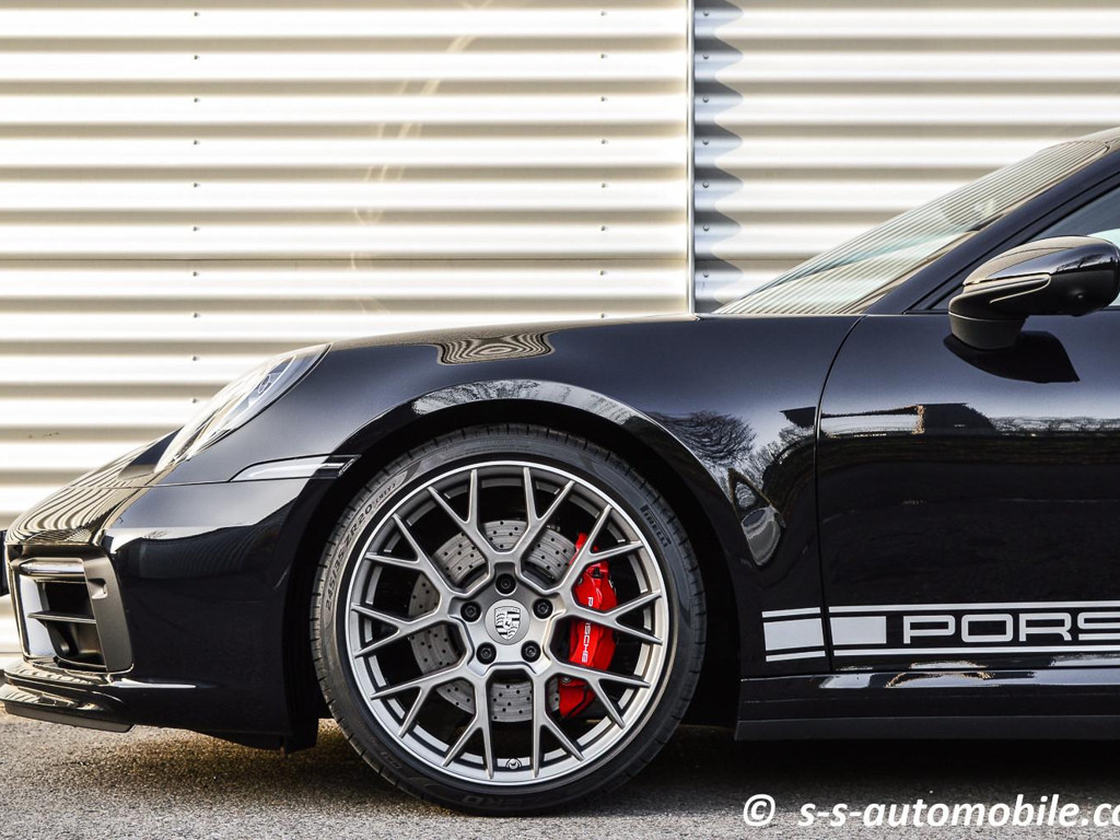 Porsche 992
