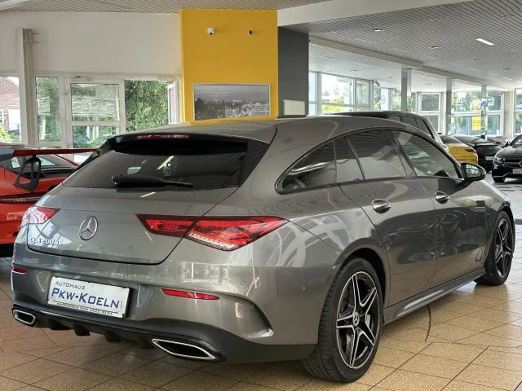 Mercedes-Benz CLA-Klasse CLA 200 AMG Line CLA 200 d
