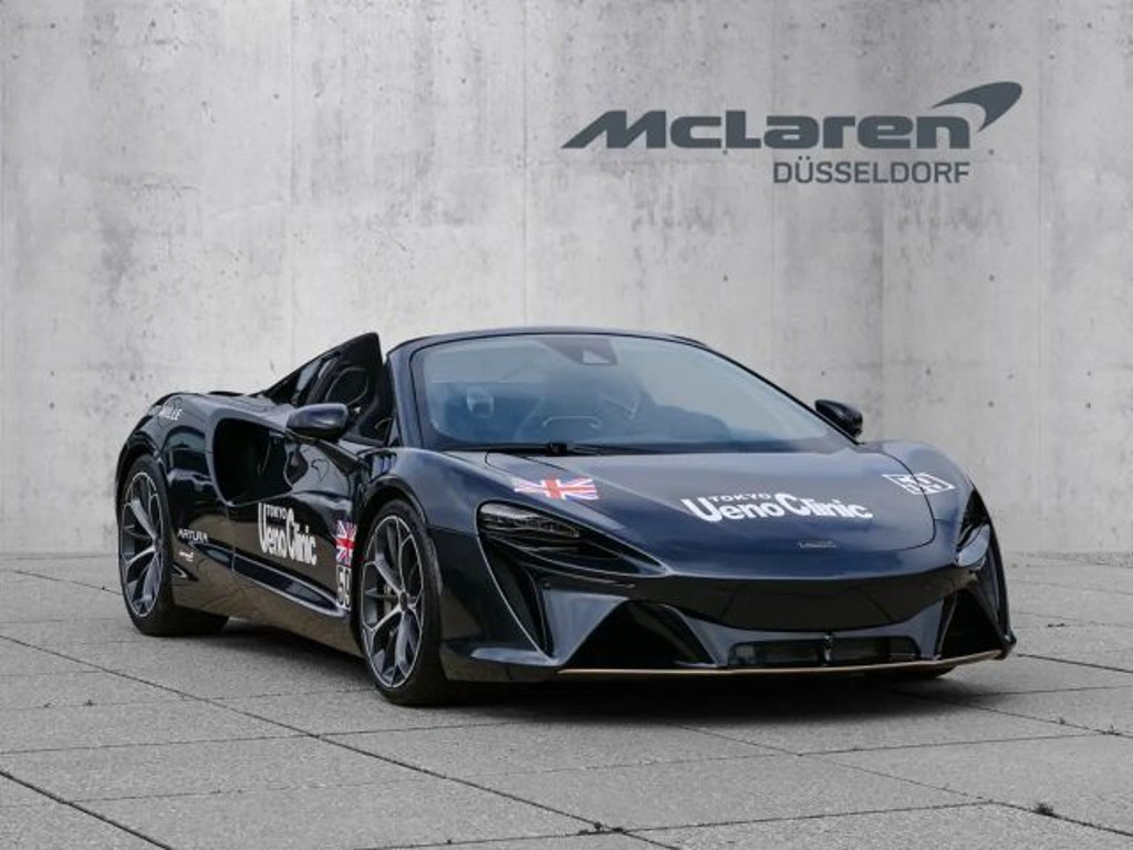 McLaren Artura Spider