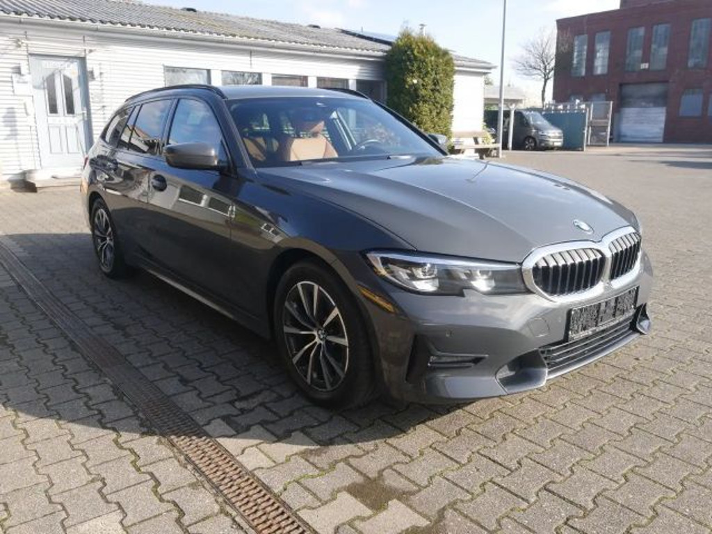 BMW 3 Serie 320 Sport Line Touring 320d