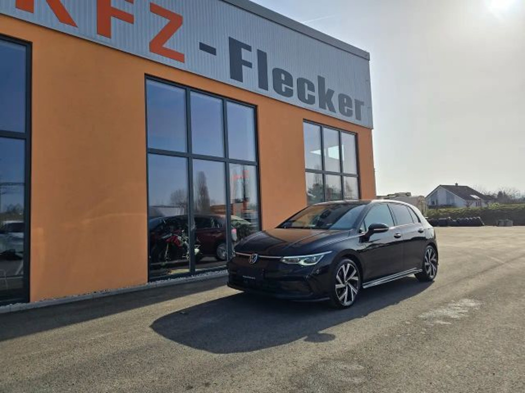 Volkswagen Golf DSG R-Line