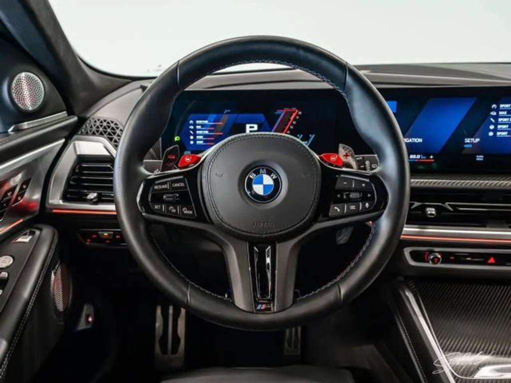 BMW XM