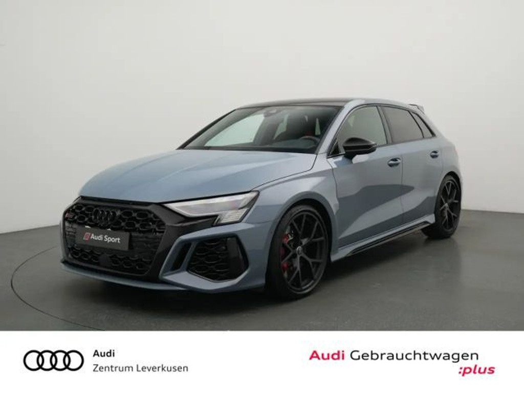 Audi RS3 Sedan Quattro