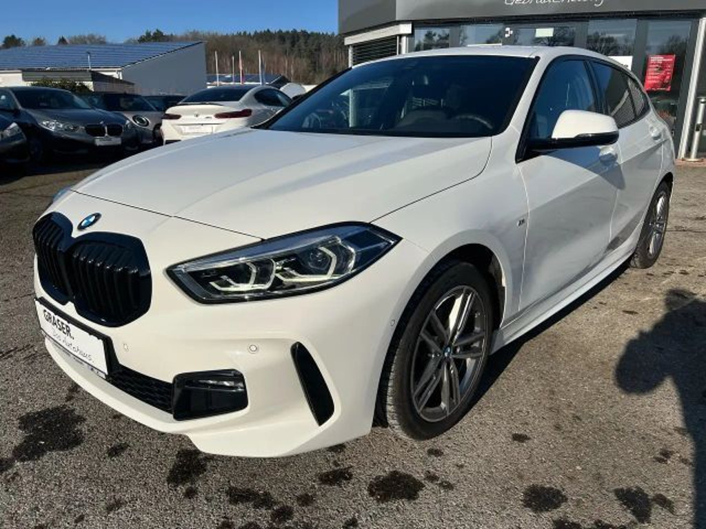 BMW 1 Serie 118 M-Sport Sedan 118i