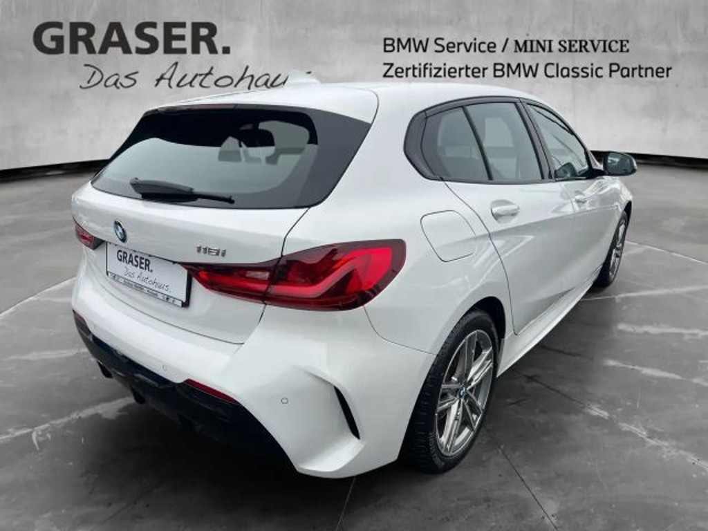 BMW 1 Serie 118 M-Sport Sedan 118i