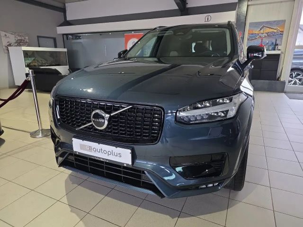 Volvo XC90 AWD Ultimate Dark