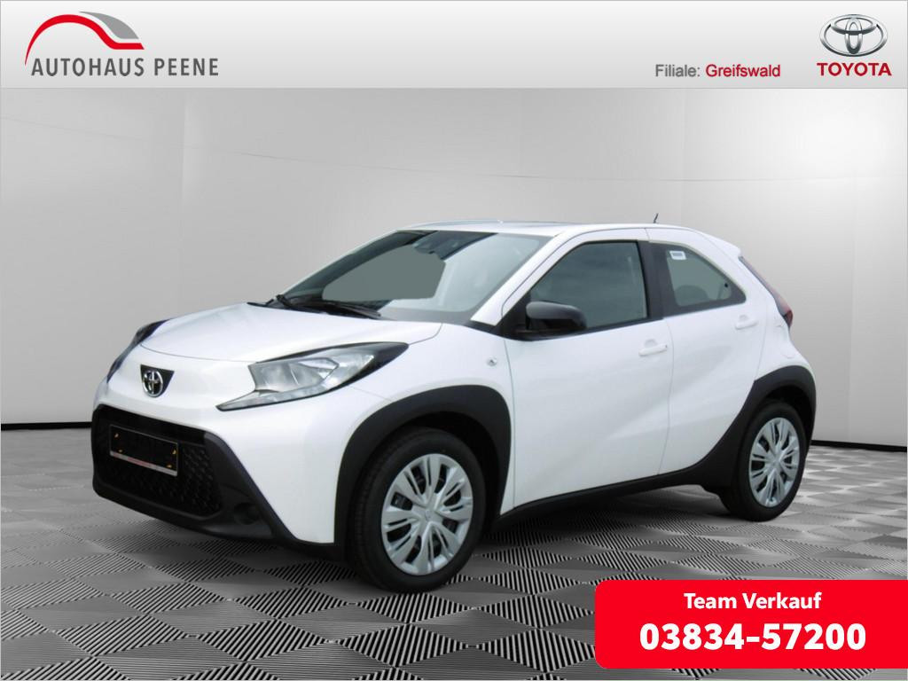 Toyota Aygo X Business 1.0 VVT-i