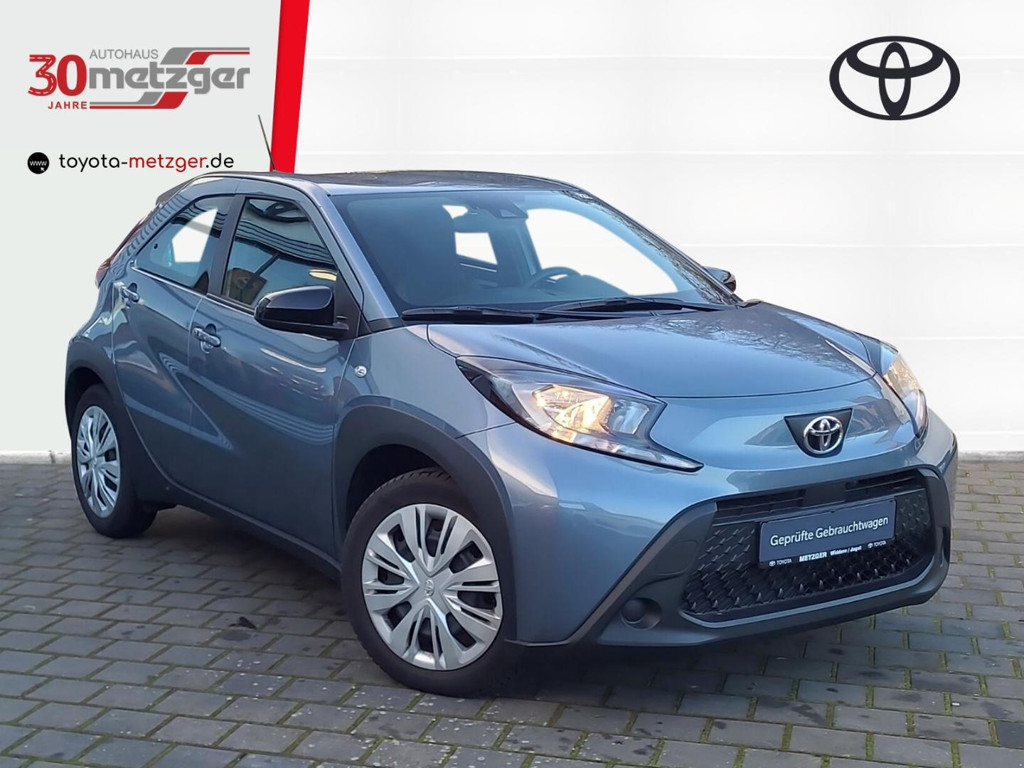 Toyota Aygo X Business 1.0 VVT-i