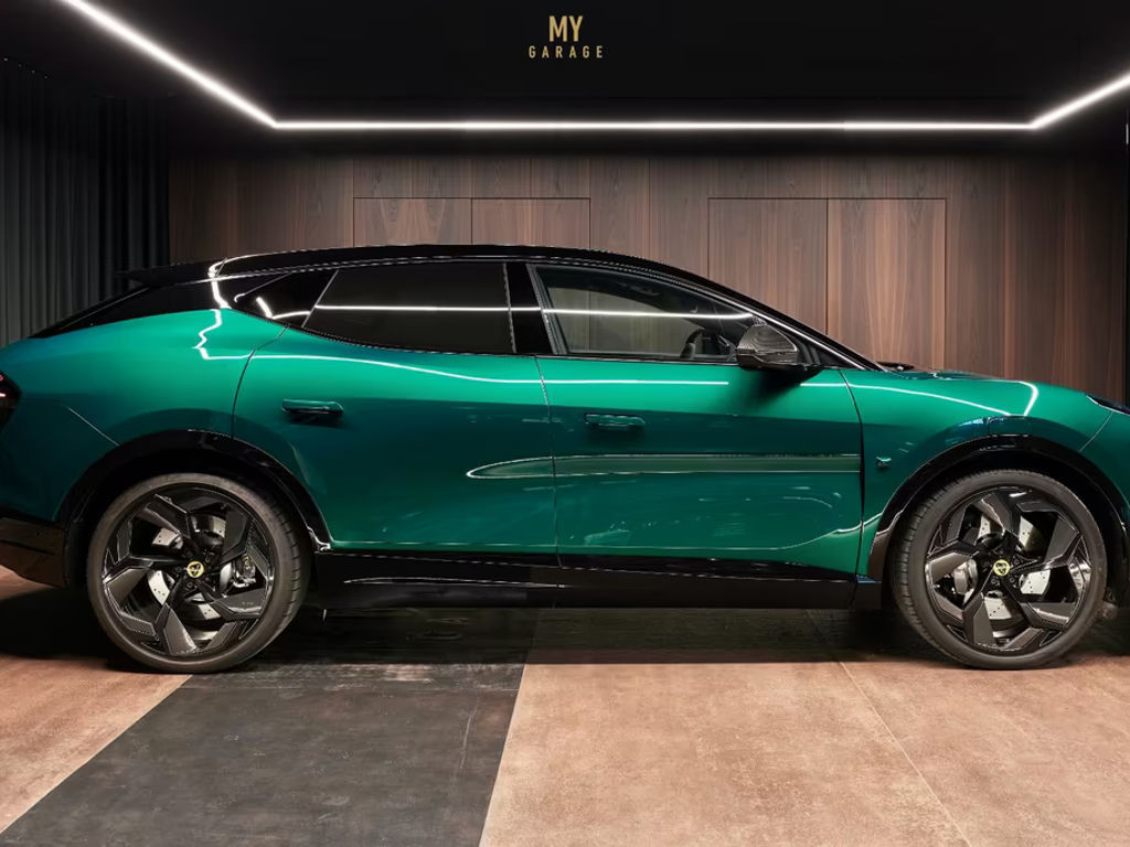 Lotus Eletre Sport SE - Extraordinarily Equipped