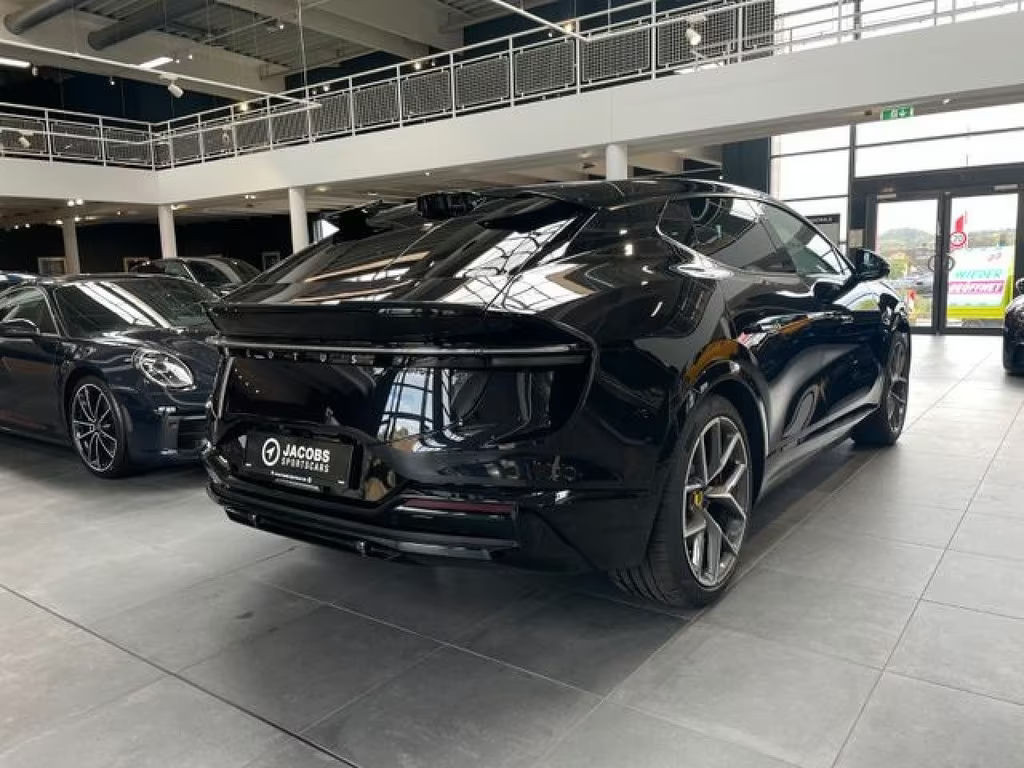 Lotus Eletre