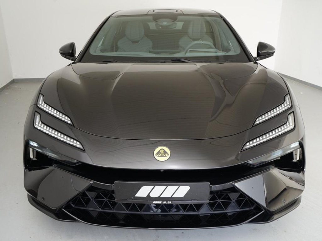 Lotus Emeya