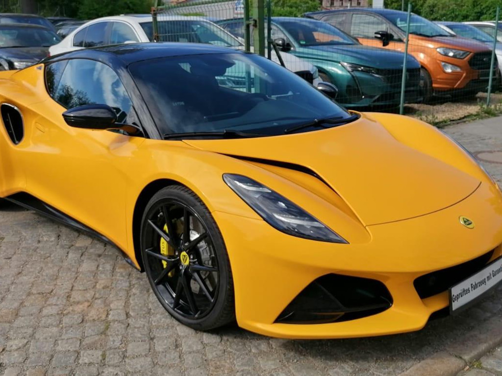 Lotus Emira V6 First Edition