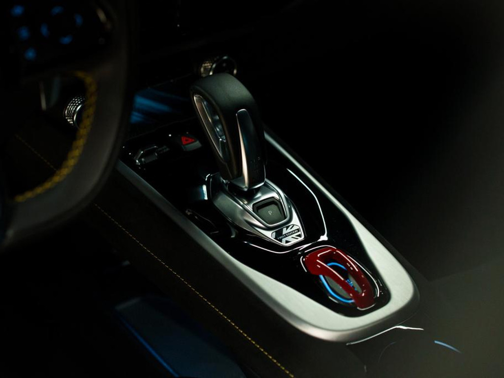 Lotus Emira