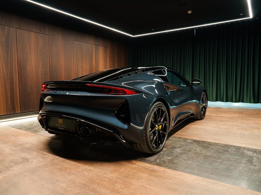 Lotus Emira