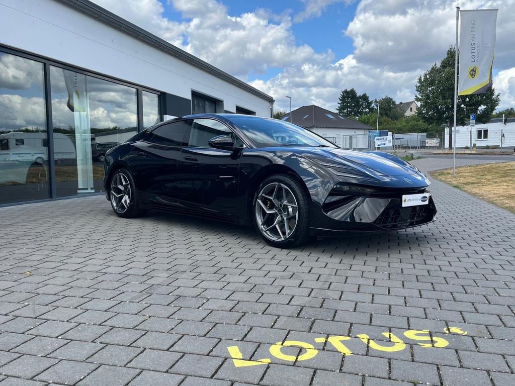 Lotus Emeya