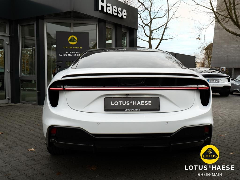 Lotus Emeya