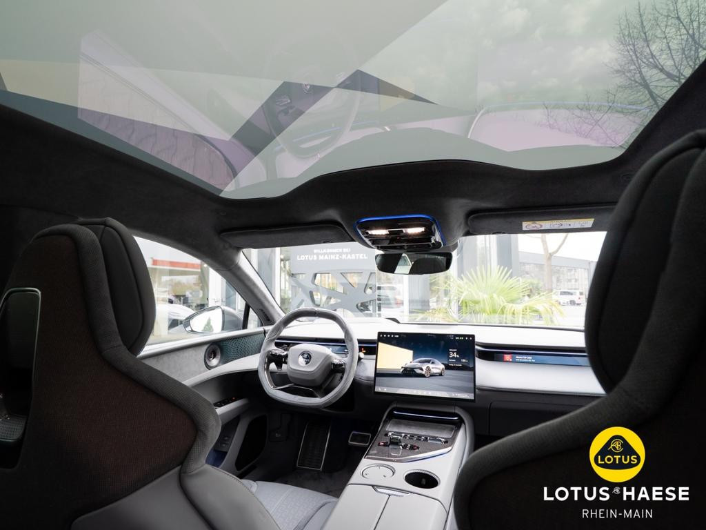 Lotus Emeya
