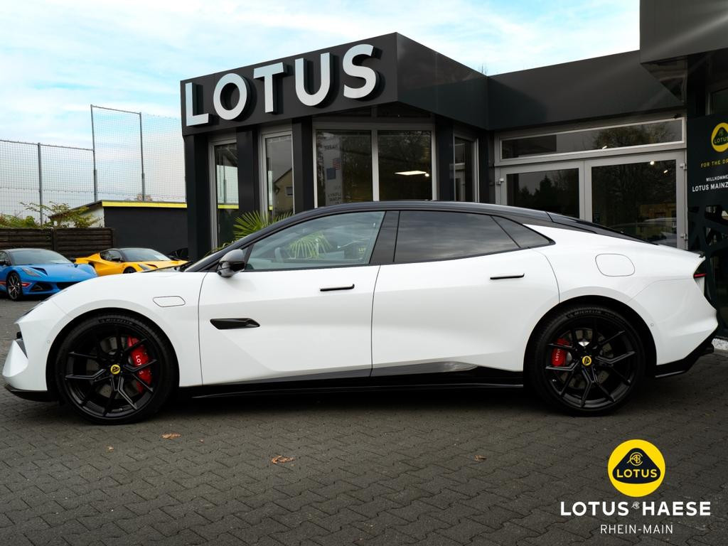 Lotus Emeya