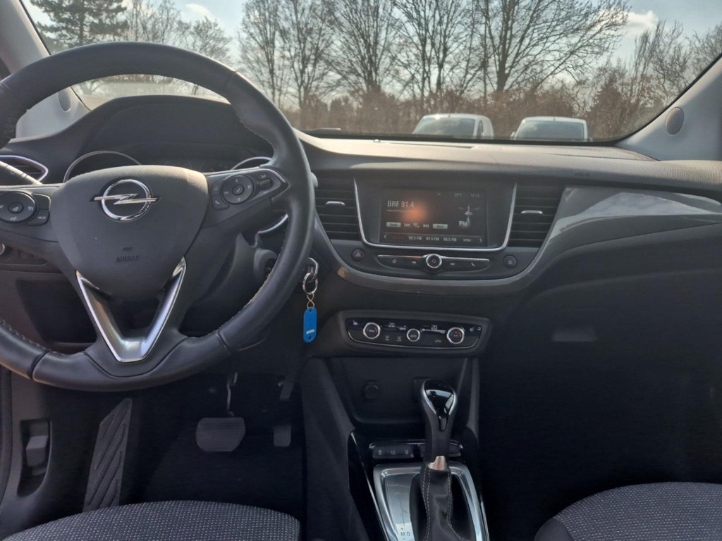 Opel Crossland X