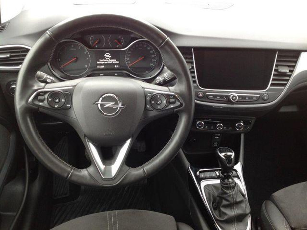 Opel Crossland X