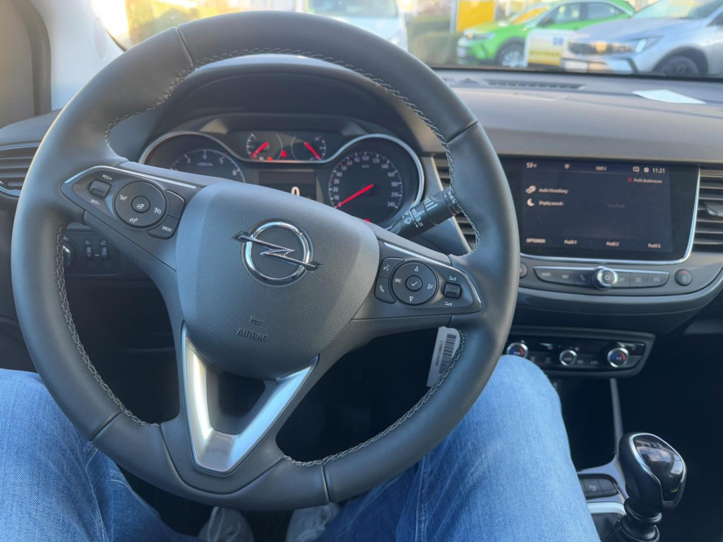 Opel Crossland X