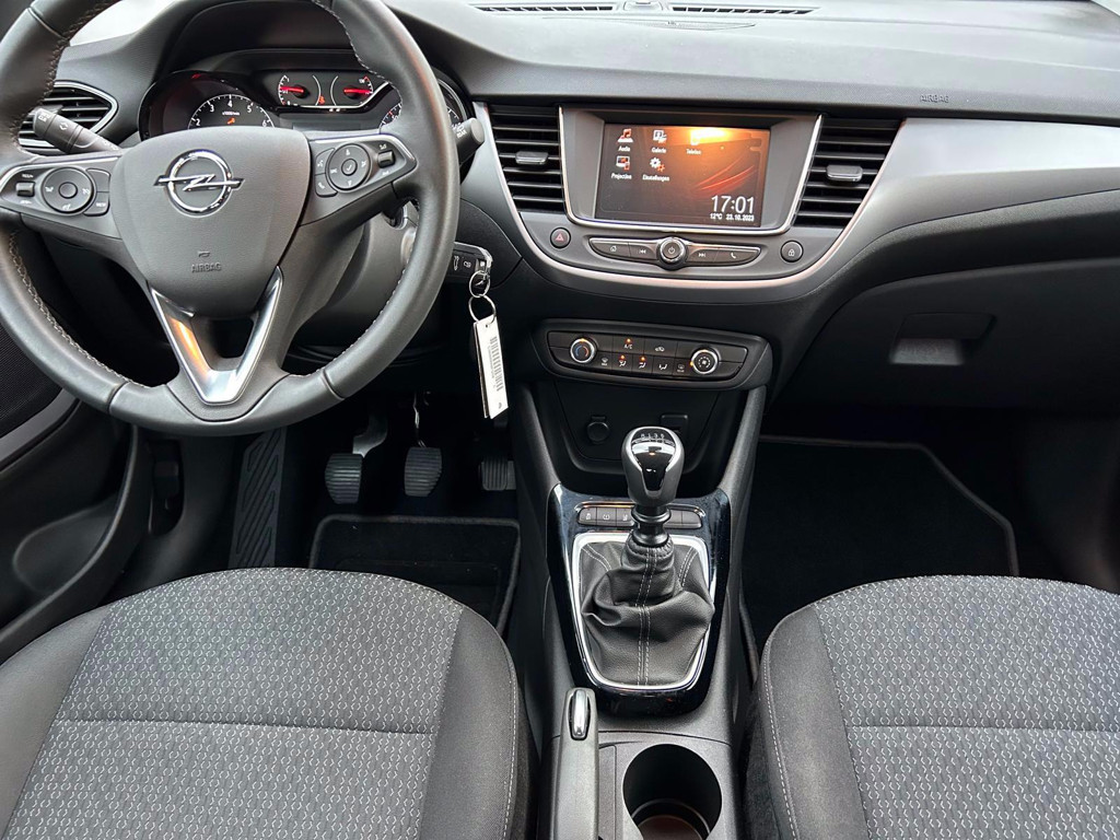 Opel Crossland X