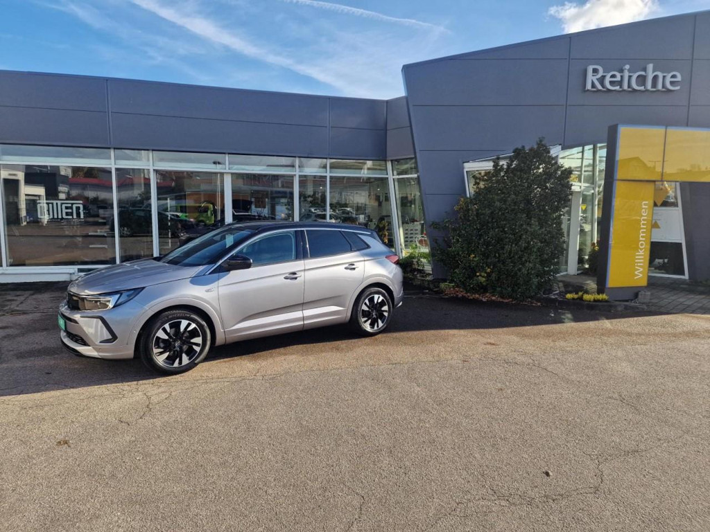 Opel Grandland X Business Elegance