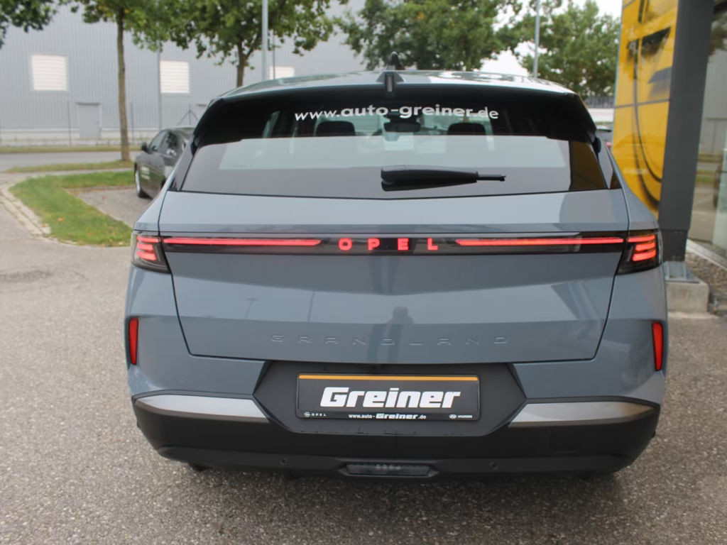 Opel Grandland Hybrid Edition